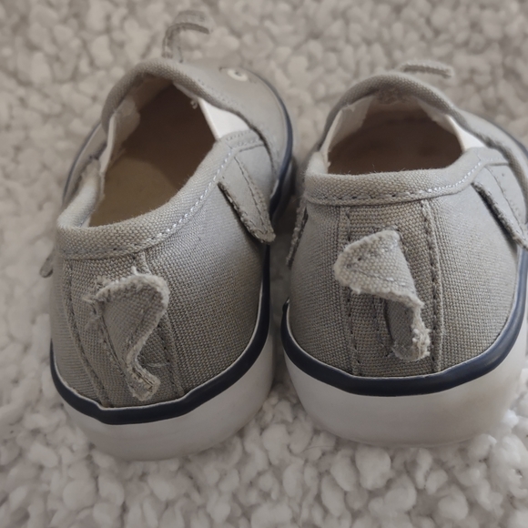 *FINAL Price Gymboree sz 5 Toddler/baby Shark Shoes NWOT - Picture 3 of 5